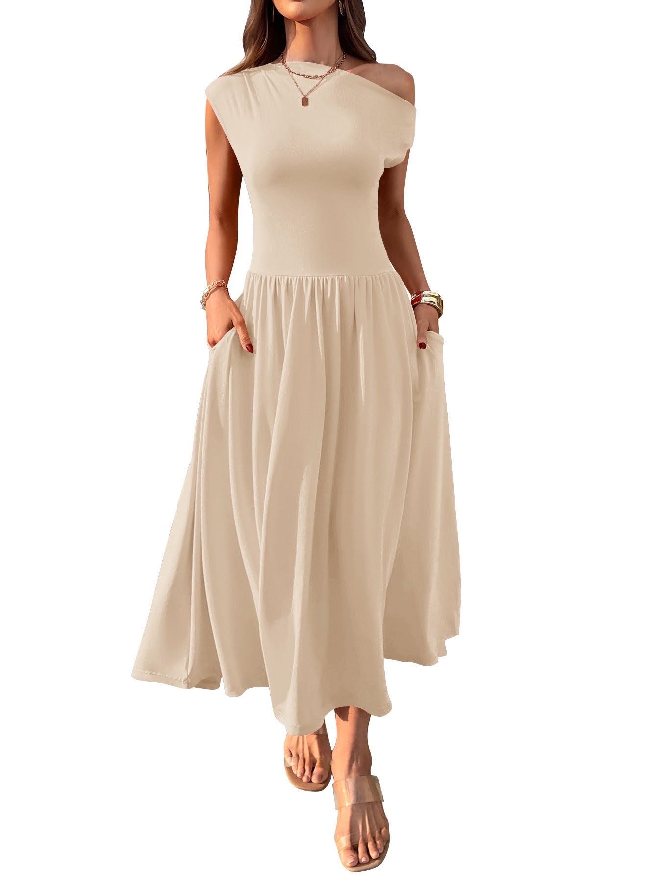 Robe longue asymétrique à épaule dénudée