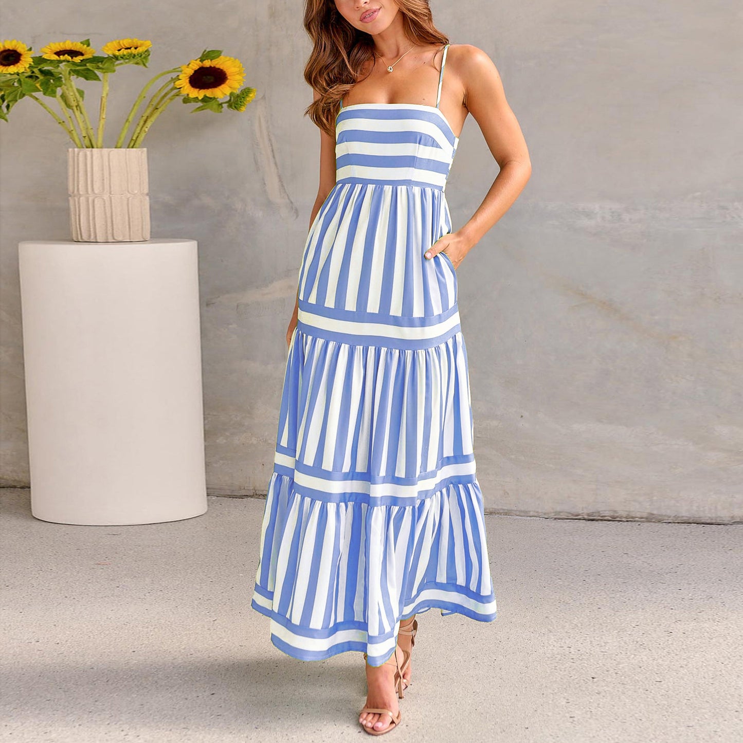 Robe Rayée Dos Nu Femme