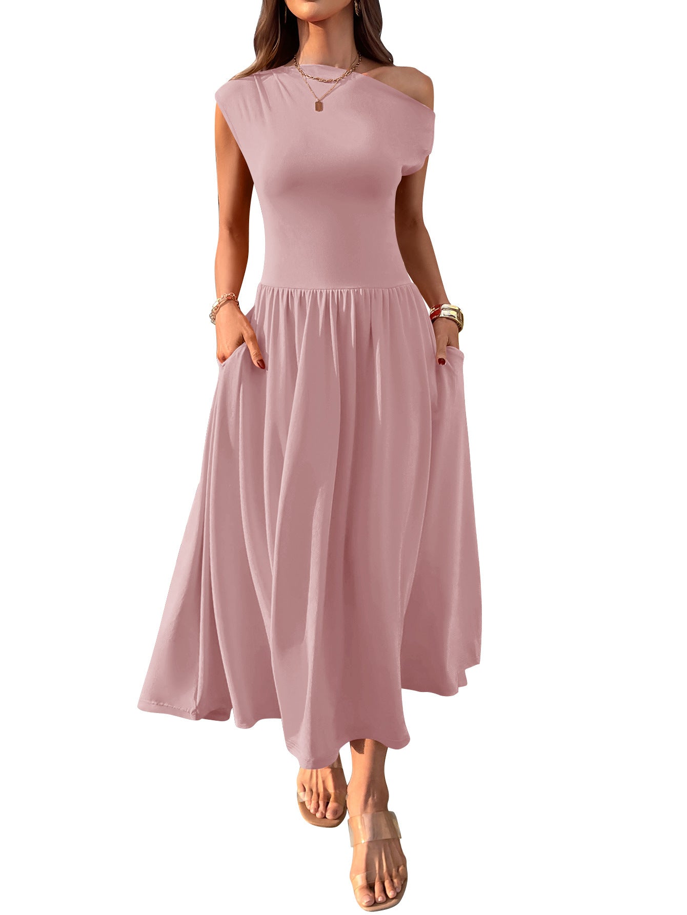 Robe longue asymétrique à épaule dénudée