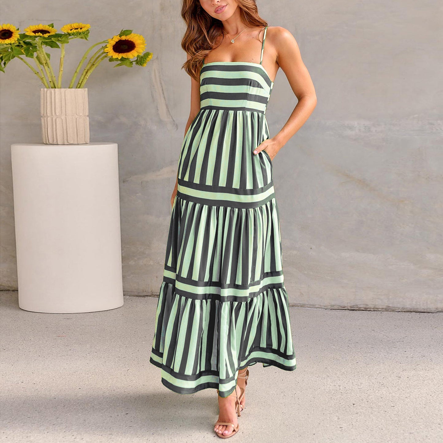 Robe Rayée Dos Nu Femme