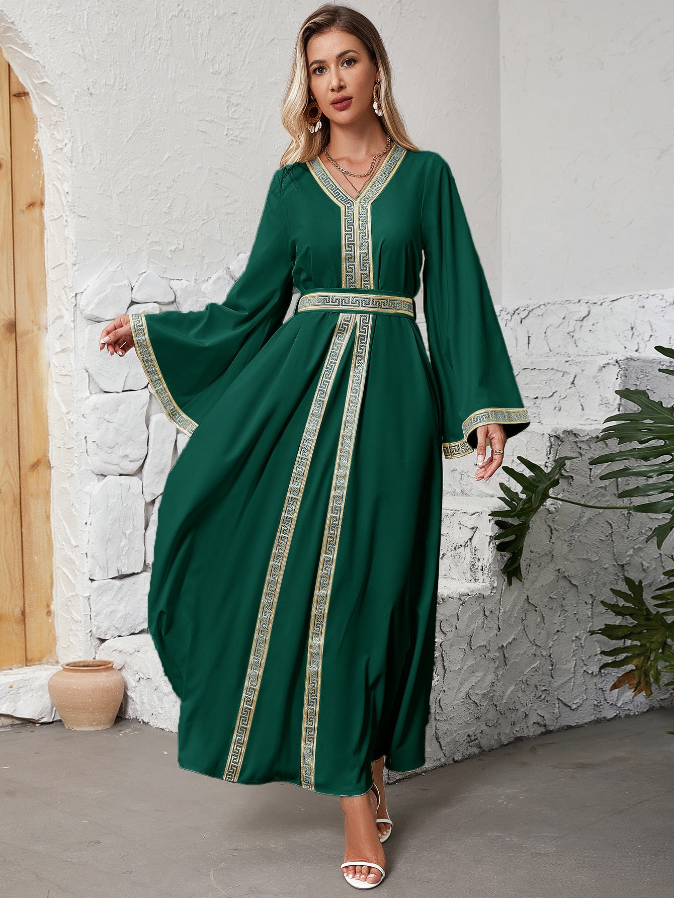 Caftan Long Ivoire Broderie Dorée